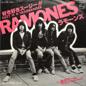 RAMONES - Suzy Is A Headbanger